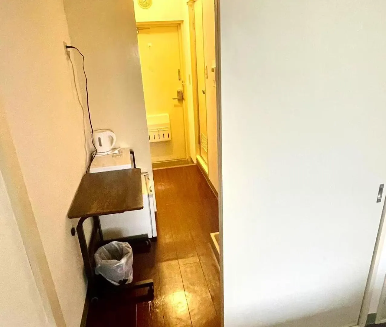 Hanabi House Inn Nishishinjuku Metro 5Mins Tokyo 0*,  Japan